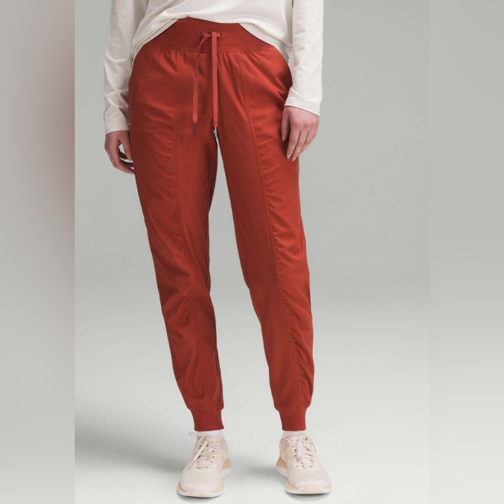 Lululemon Dance Studio Jogger - Size 6